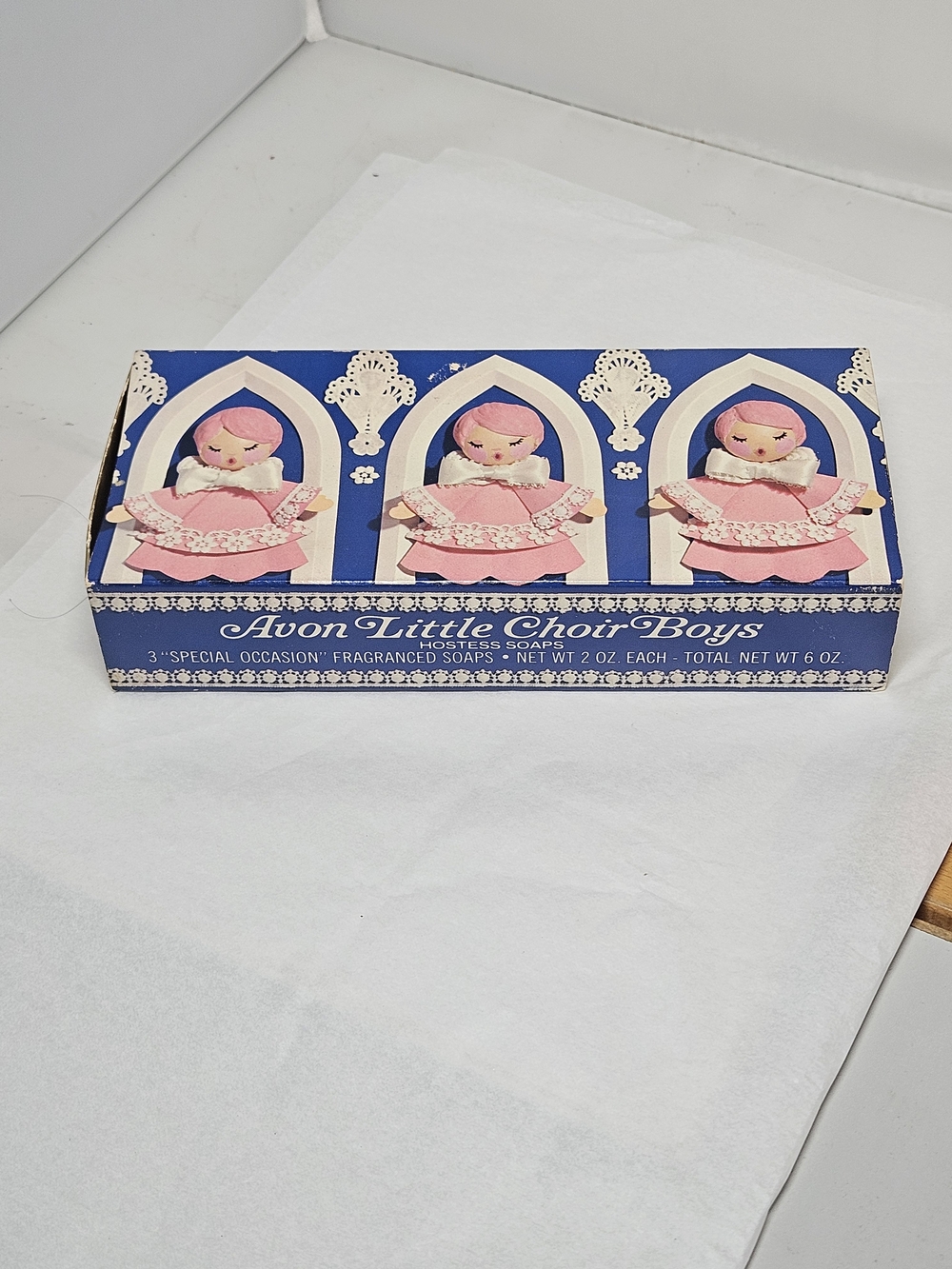 Avon Little Choir Boys Hostess Soap Set - Pink & Blue